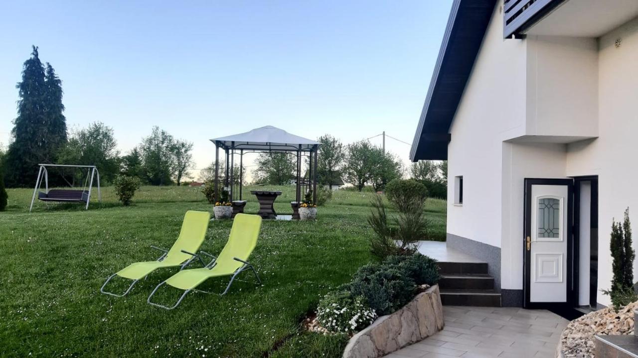 Hotel Vuković House Seliste Dreznicko Exteriér fotografie