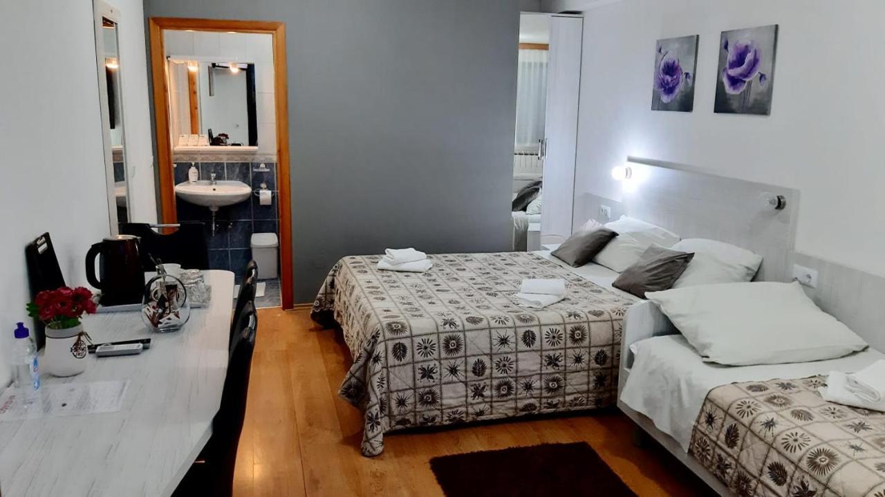 Hotel Vuković House Seliste Dreznicko Exteriér fotografie