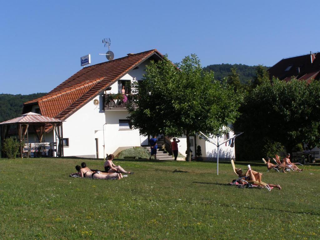Hotel Vuković House Seliste Dreznicko Exteriér fotografie