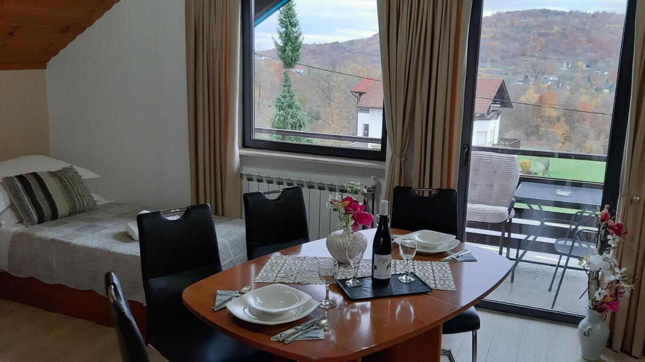 Hotel Vuković House Seliste Dreznicko Exteriér fotografie