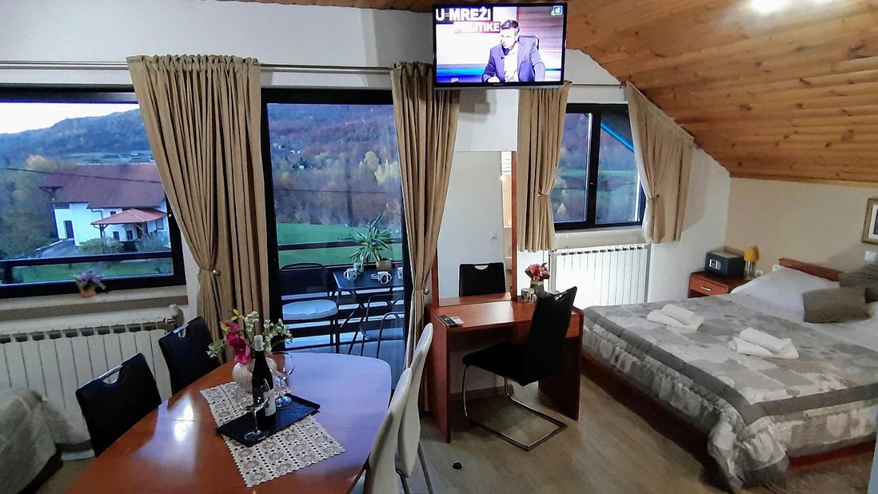 Hotel Vuković House Seliste Dreznicko Exteriér fotografie