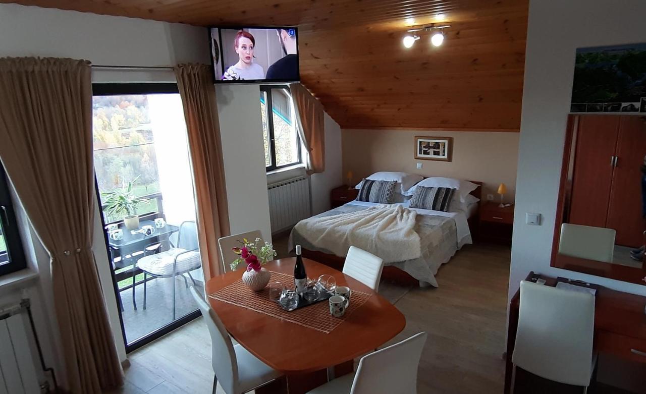 Hotel Vuković House Seliste Dreznicko Exteriér fotografie